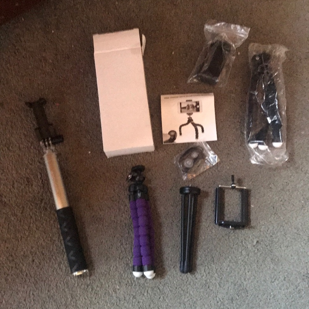 Younique SelfieStick/Mini Tripod & Headband Bundle